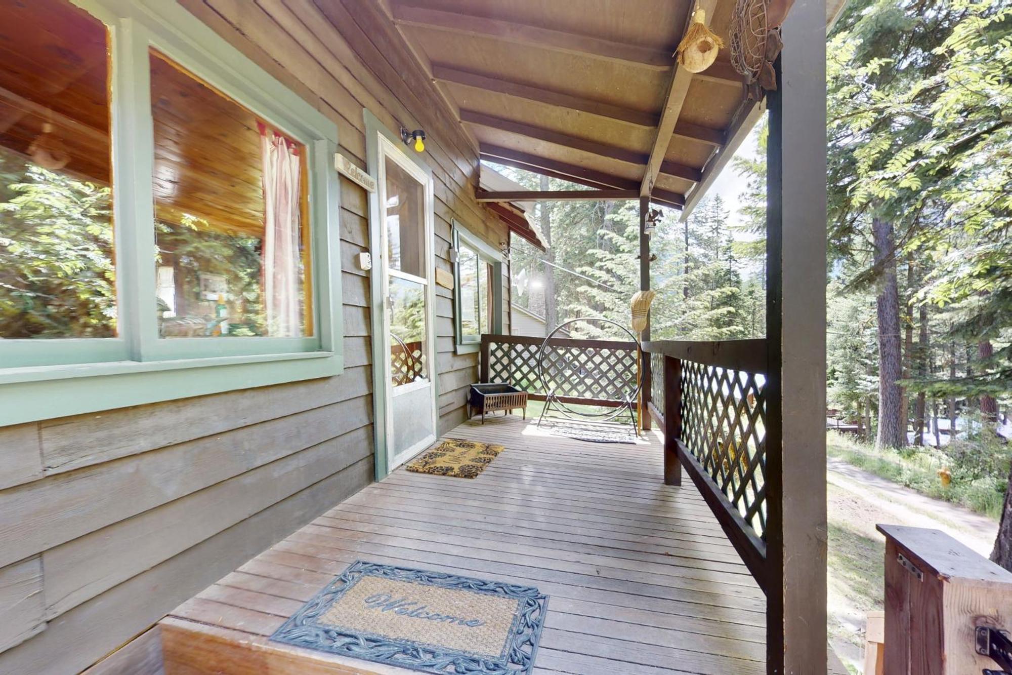 Pine Cone Cottage Joseph Exterior photo